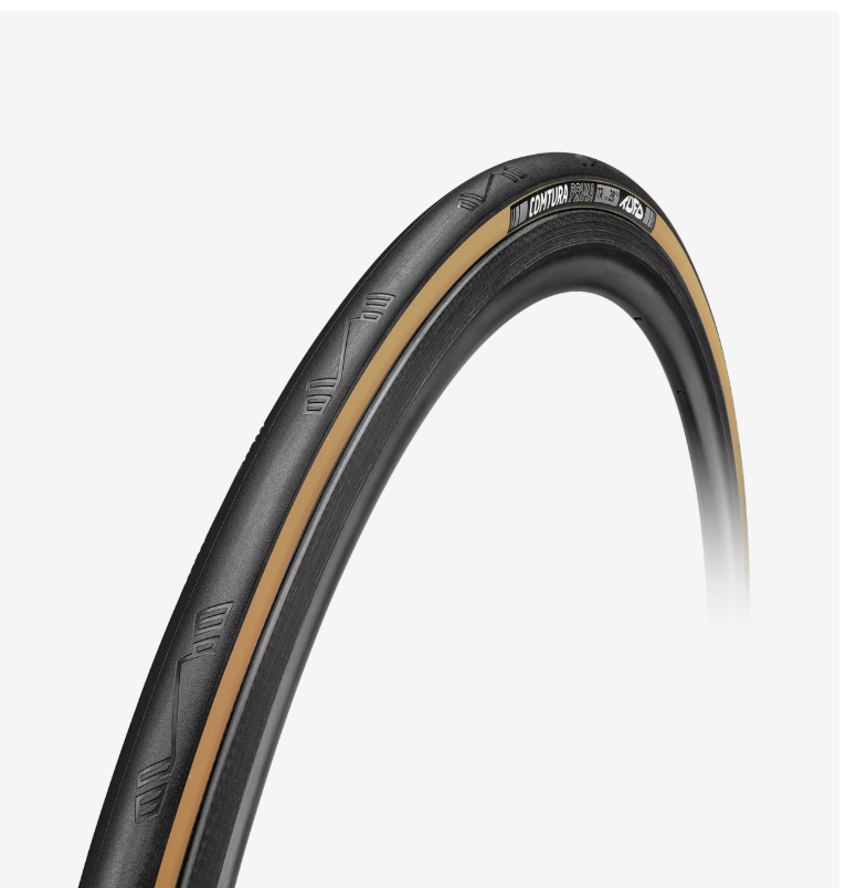 PNEU COMTURA PRIMA 700 X 28 BLACK/BEIGE 2026 TUBELESS
