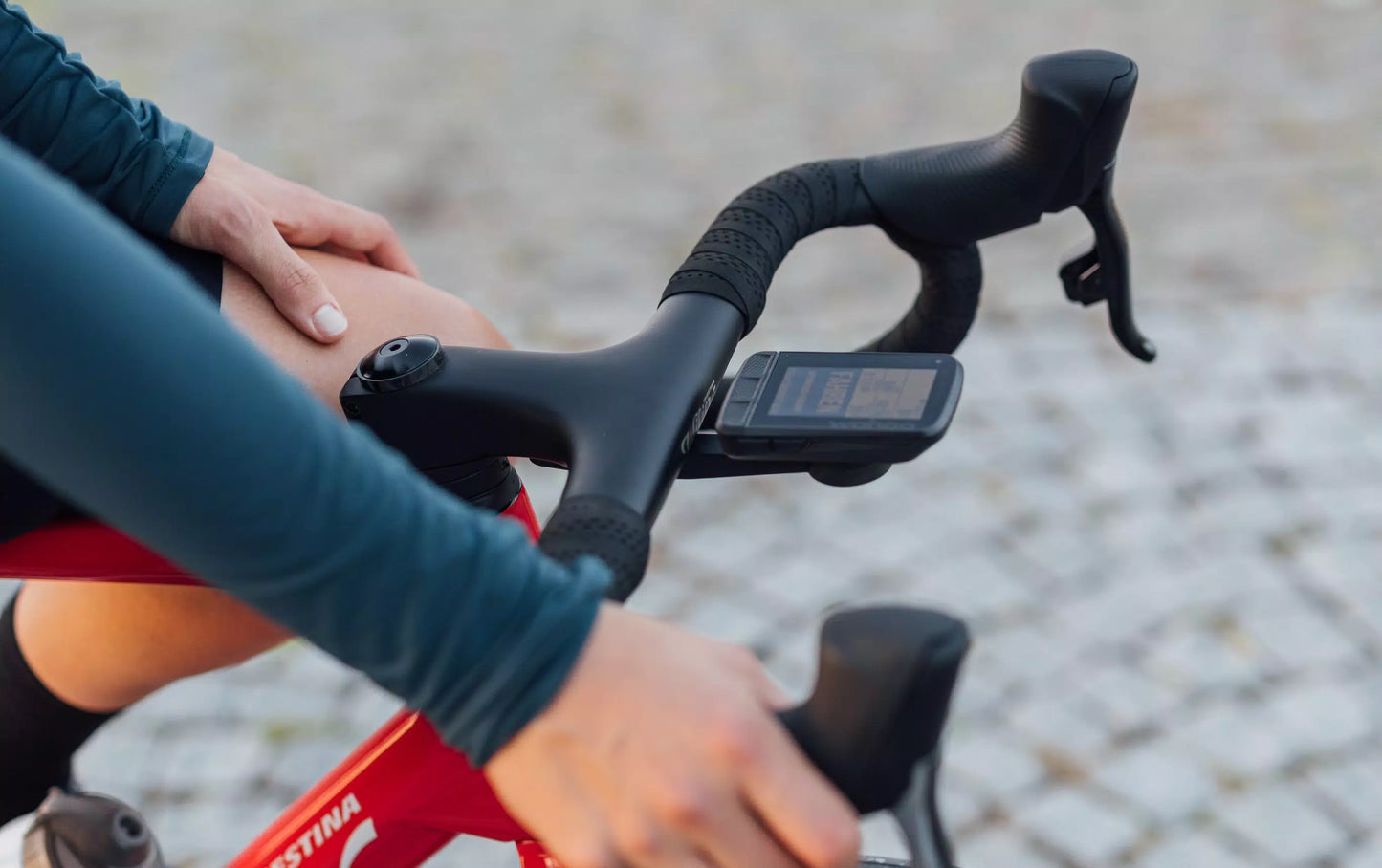 Granturismo SLRE602F3L R9 Faded Silver Emerald Glossy SRAM FORCE AXS E1 2x12 MICHE KLEOS 42 CARBON 2026 (Copie)