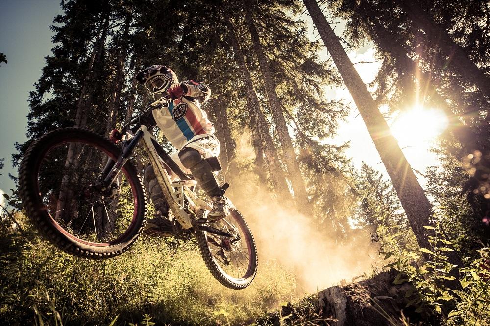 VÉLO DE DESCENTE