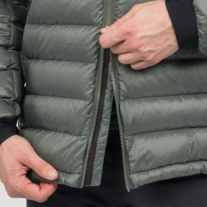 VESTE À CAPUCHE EN DUVET    CASTOR | 2511016-063    2026-27