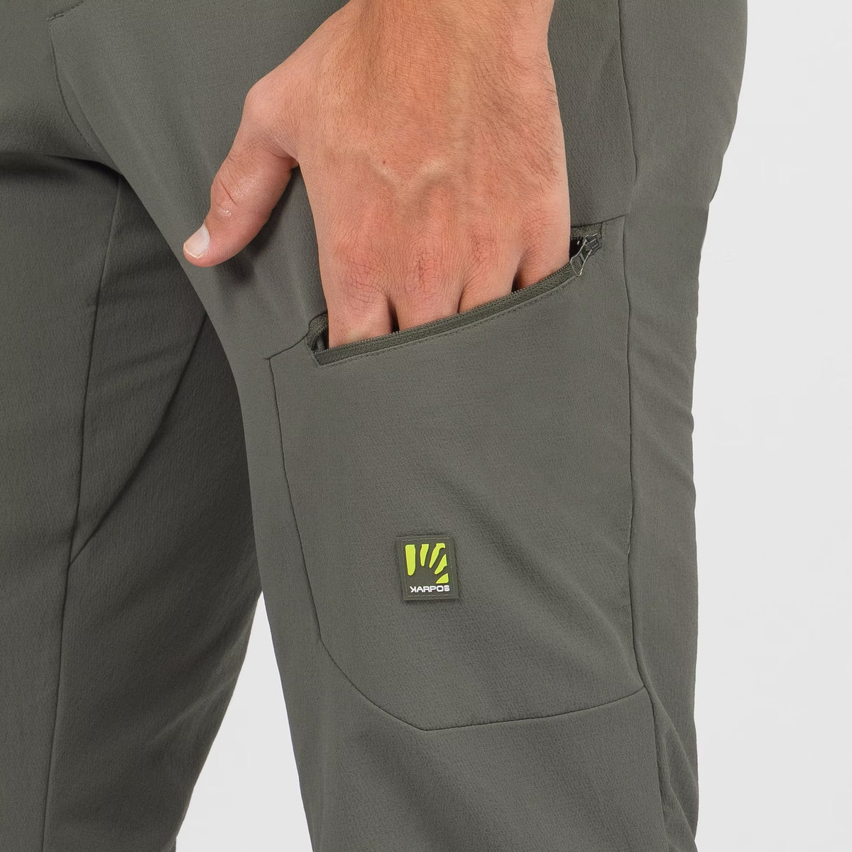 PANTALONS DURANNO     : KAMBABA | 2521085-063    2027