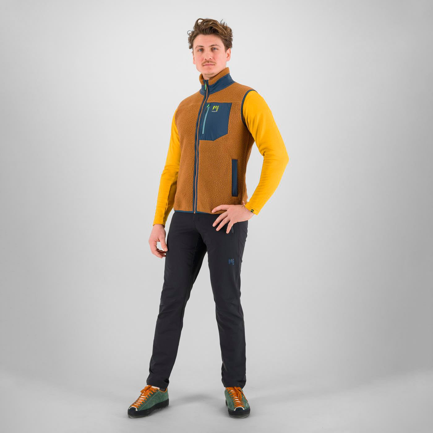 MOIAZZA RETRò FLEECE VEST NUTHATCH/MIDNIGHT | 2531078-113   2026