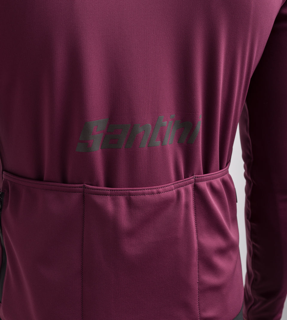 ADAPT MULTI - VESTE    4W250775ADAPTMULT      2025   The model wears a size M.