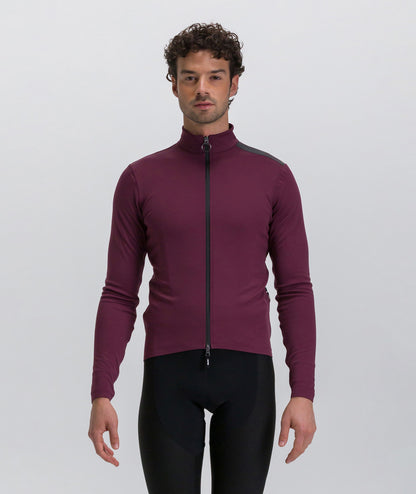 ADAPT MULTI - VESTE    4W250775ADAPTMULT      2025   The model wears a size M.