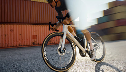 FILANTE SLR ID2   F30 Pure White - Glossy & Matt     E666IDO	SHIMANO DURA ACE Di2 R9270	MICHE KLEOS 50 CARBON 2026