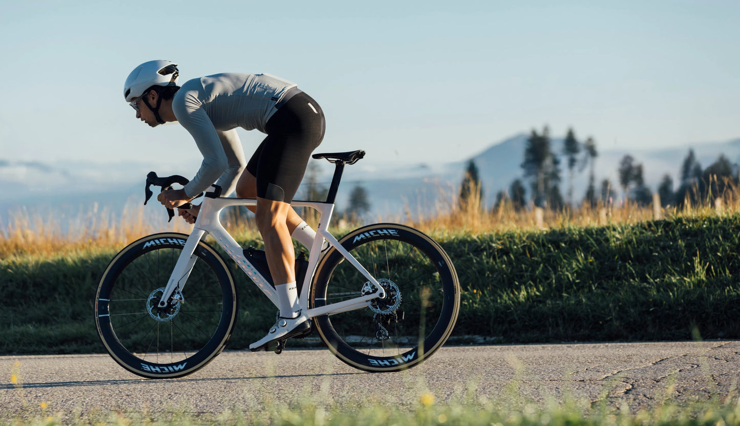 FILANTE SLR ID2   F30 Pure White - Glossy & Matt     E666IDO	SHIMANO DURA ACE Di2 R9270	MICHE KLEOS 50 CARBON 2026