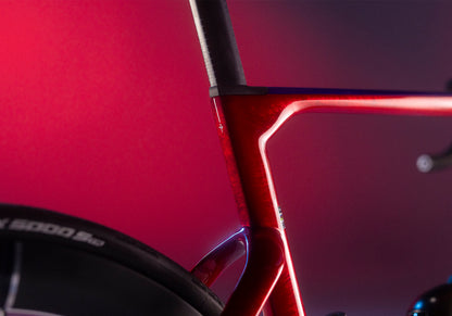 FILANTE SLR ID2       F32 Firelight Red - Glossy - Premium Paint         E666WLE         2026                                                              2026