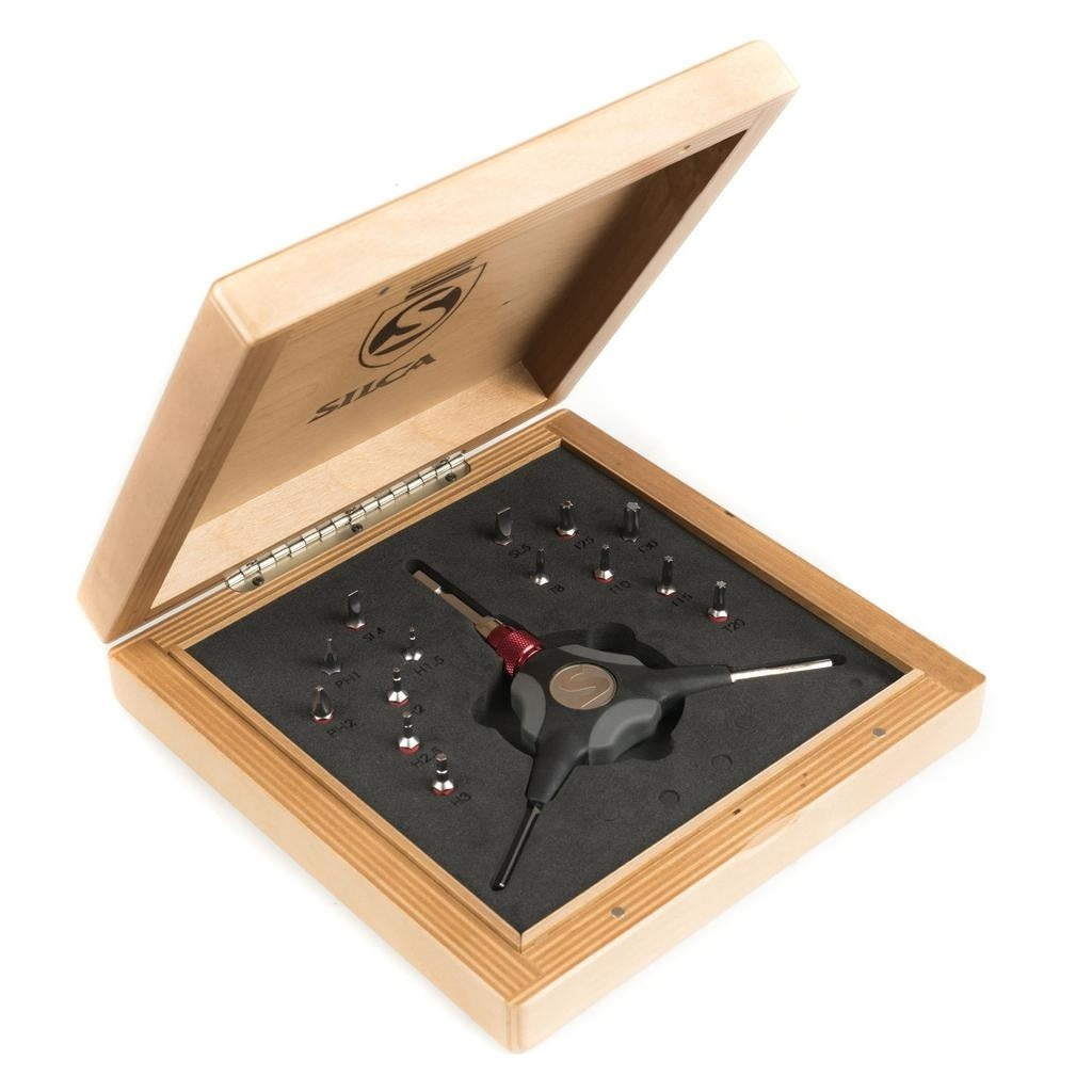 OUTILS YPSILON ENSEMBLE POUR LA MAISON/YPSILON TOOLS SET FOR THE HOME